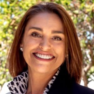 Meet your Posher, Julie